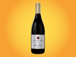 Pinot Noir Bottle Thumbnail